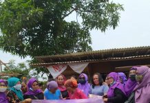 Alisa Hadijah ICMI Ranting Cibitung Gencar Giat Baksos Pada Warga Terdampak Banjir
