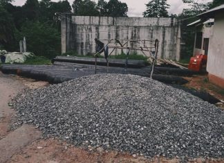 Proyek Milik DPUTR Begal Dan Garong Uang Negara Bentuk Jembatan Rangka Baja Di Desa Periangan