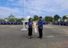 Sekda Mewakili Bupati Menyerahkan 1 Unit Ambulance Dan Diterima Langsung Direktur RSUD dr. Agoesdjam.