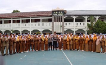 Kapolres Tanggamus Inspektur Upacara di SMAN 1 Kota Agung, Ini Pesannya ?