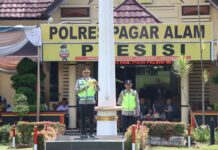 KAPOLRES Pimpin Apel Pergeseran Pasukan Pengamanan TPS Pemilu 2024 Kota Pagar Alam.