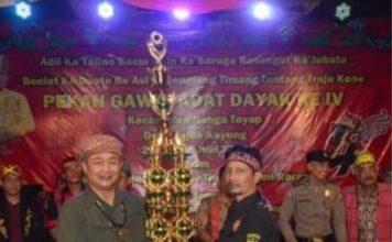 Walau Sempat Diguyur Hujan, Sekda Ketapang Resmi tutup Pekan Gawai Dayak Ke-IV Kecamatan Nanga Tayap