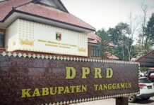 KETUA ORGANISASI PROFESI WARTAWAN JUGA PARA JURNALIST YANG ADA DI TANGGAMUS SOROTI BURUK NYA PENGELOLAAN ANGGARAN PUBLIKASI DAN OPLAH KORAN