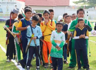 Membuka Kejuaraan Panahan Tradisional Kabupaten Ketapang “DISPORA CUP 2024”