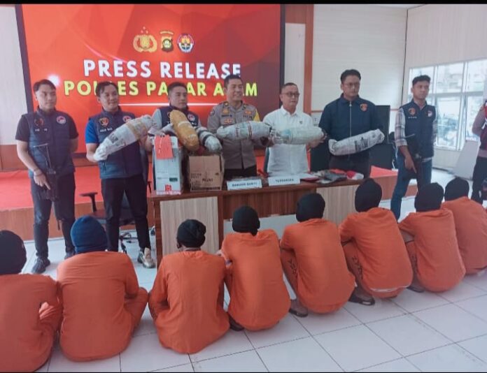 SATUAN RESERSE NARKOBA POLRES PAGARALAM UNGKAP 12 KASUS NARKOTIKA SEPANJANG JANUARI-FEBRUARI 2025.