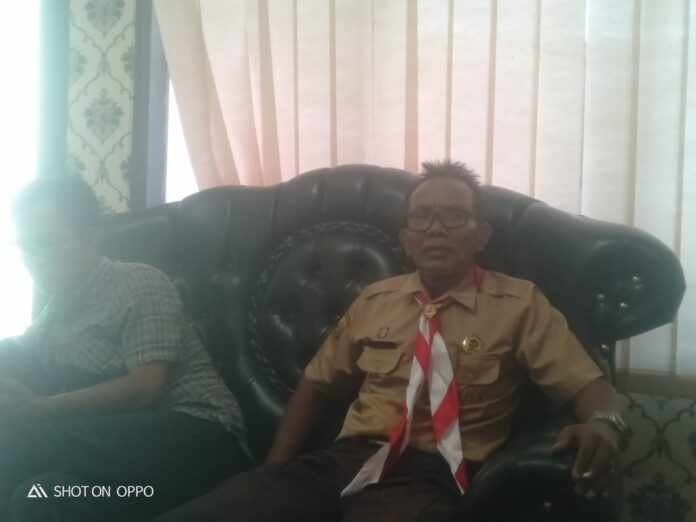 Gaji RW dan RT Ciwareng Dua Bulan Belum di Bayarkan Kades Pelakpelogo ...?