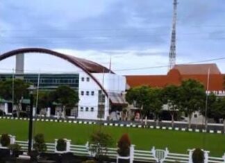 GEROMBOLAN PEJABAT BANGSAT MUSI BANYUASIN RAMPOK 14.4 MASIH BERKELIARAN