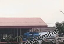 BBM Ilegal Di Gandus Palembang Digeruduk Tim Gabungan Bareskrim Mabes Polri serta Pus Pom AD dan Krimsus Juga Brimob Polda Sumsel.