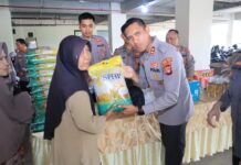 Polres Metro Bekasi Kota Gelar Gerakan Pangan Murah, Warga Antusias