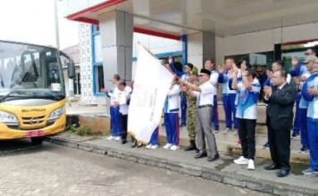 Bupati Empat Lawang, Dr. H. Joncik Muhammad, secara resmi memimpin upacara pelepasan Atlet Kabupaten Empat Lawang