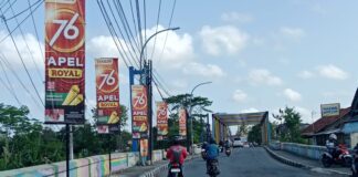 Menantang Regulasi: Maraknya Baliho Rokok di Trotoar Kawasan Protokol Kebumen Coreng Estetika Kota