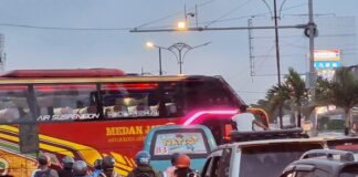 Pool Bus Ilegal Diduga Jadi Biang Kerok Kemacetan di Jalan Sisingamangaraja Medan